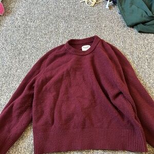 Abercrombie & Fitch Maroon Knit Sweater